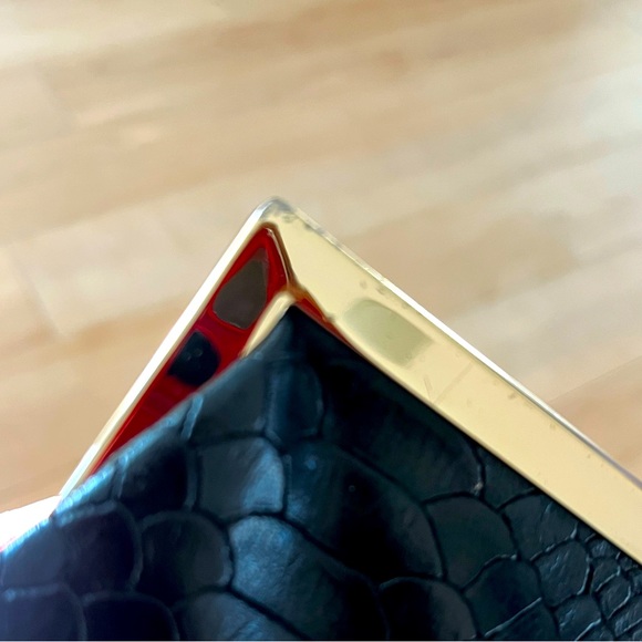 I.N.C INTERNACIONAL CONCEPTS Clutch Alligator pattern - Picture 6 of 6